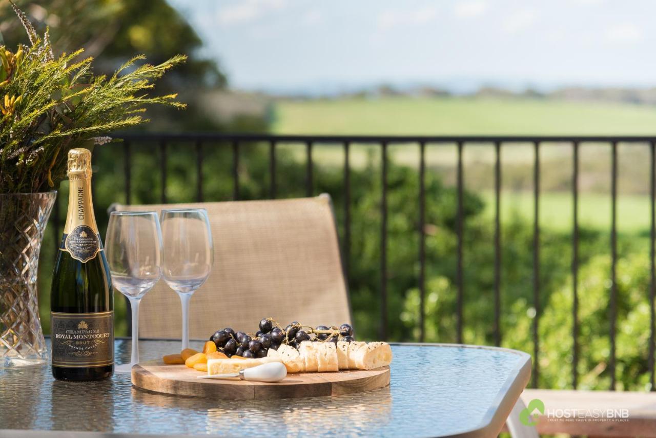 Rural 5 Star Villa'S With Resort Amenities Cowes Eksteriør bilde